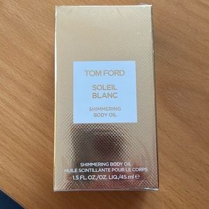 Tom Ford soleil blanc shimmering body oil. NWOT